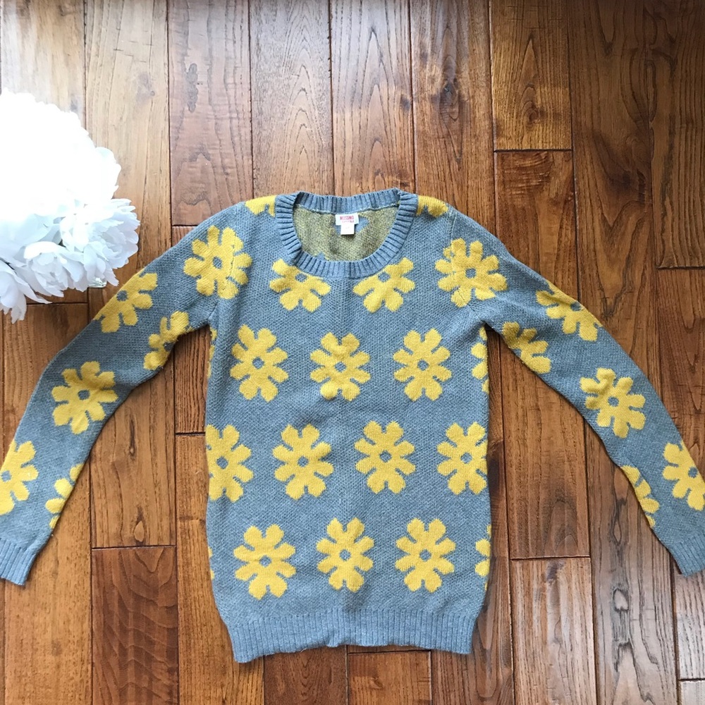 Mossimo sweater